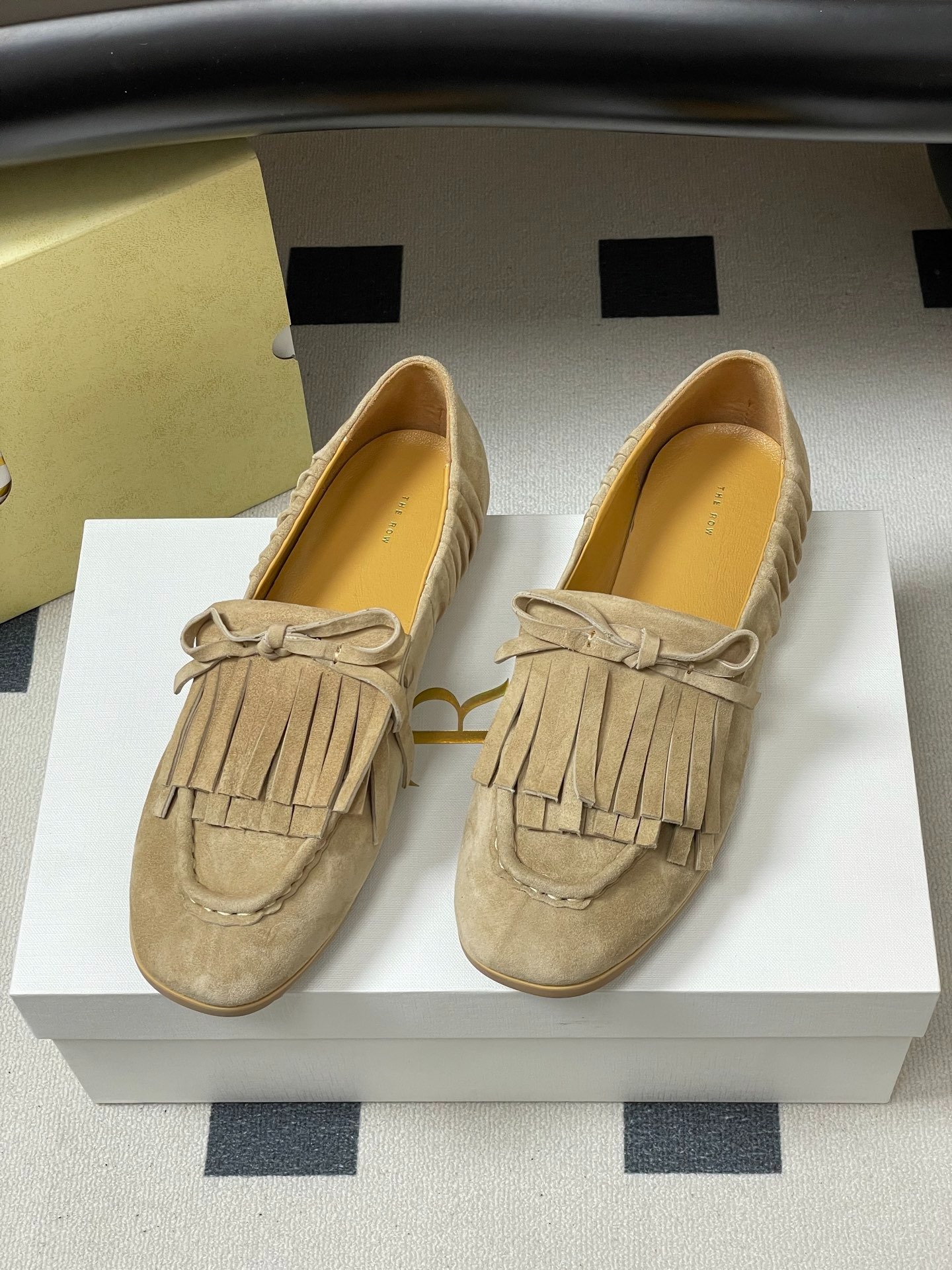 더*우 26 봄여름 신상 리본 태슬 플랫 로퍼