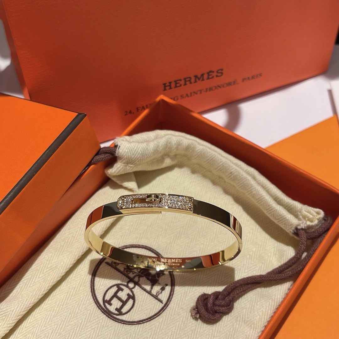 에*메스 핸드메이드 큐빅 팔찌