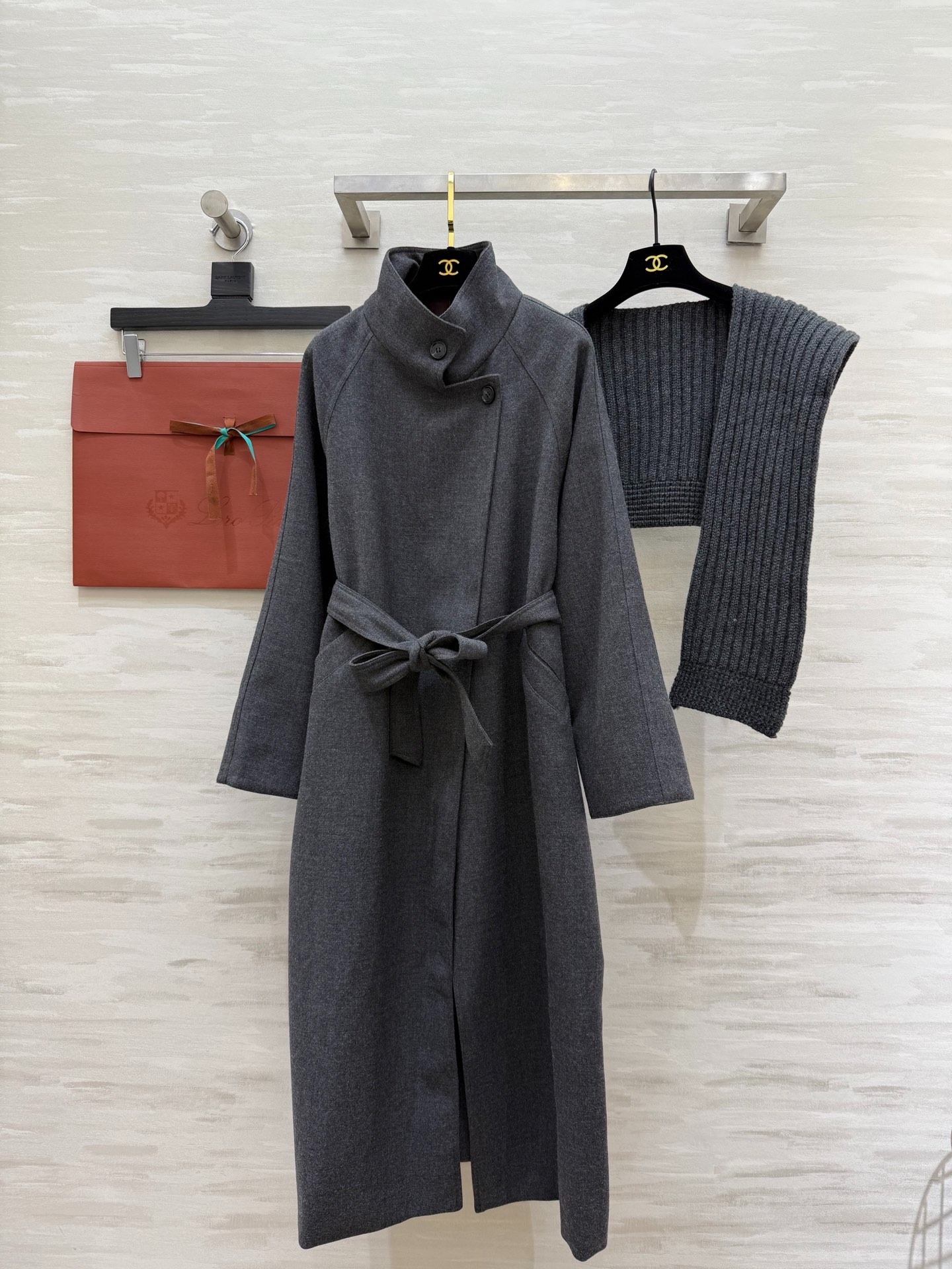 로*피아나 신상 숄 투피스 모직코트