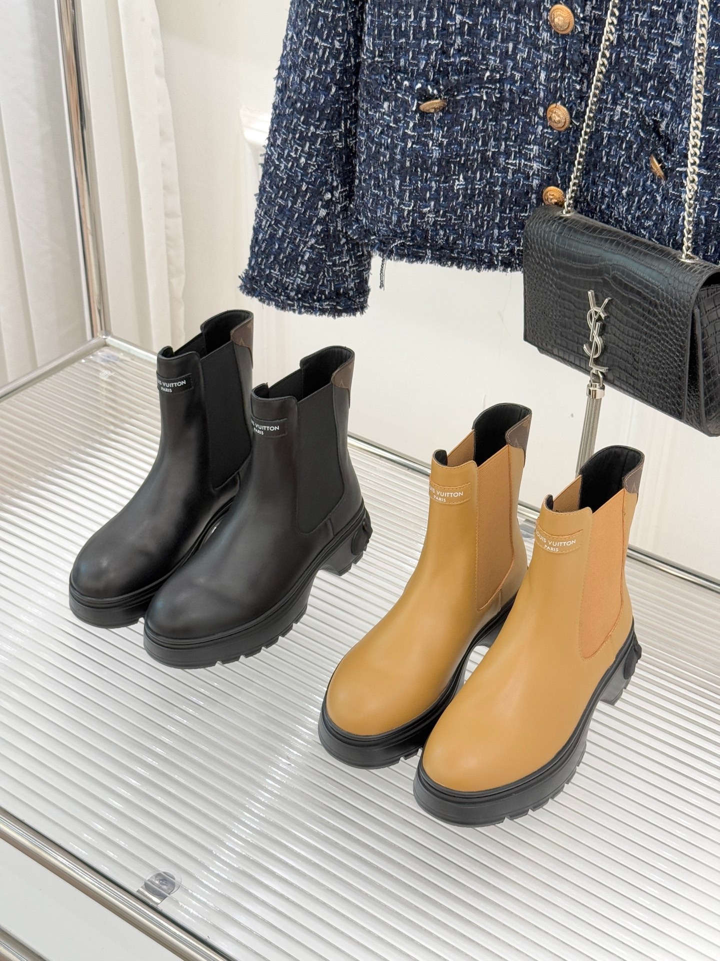 루*비통 25WF 신상 첼시 앵클부츠