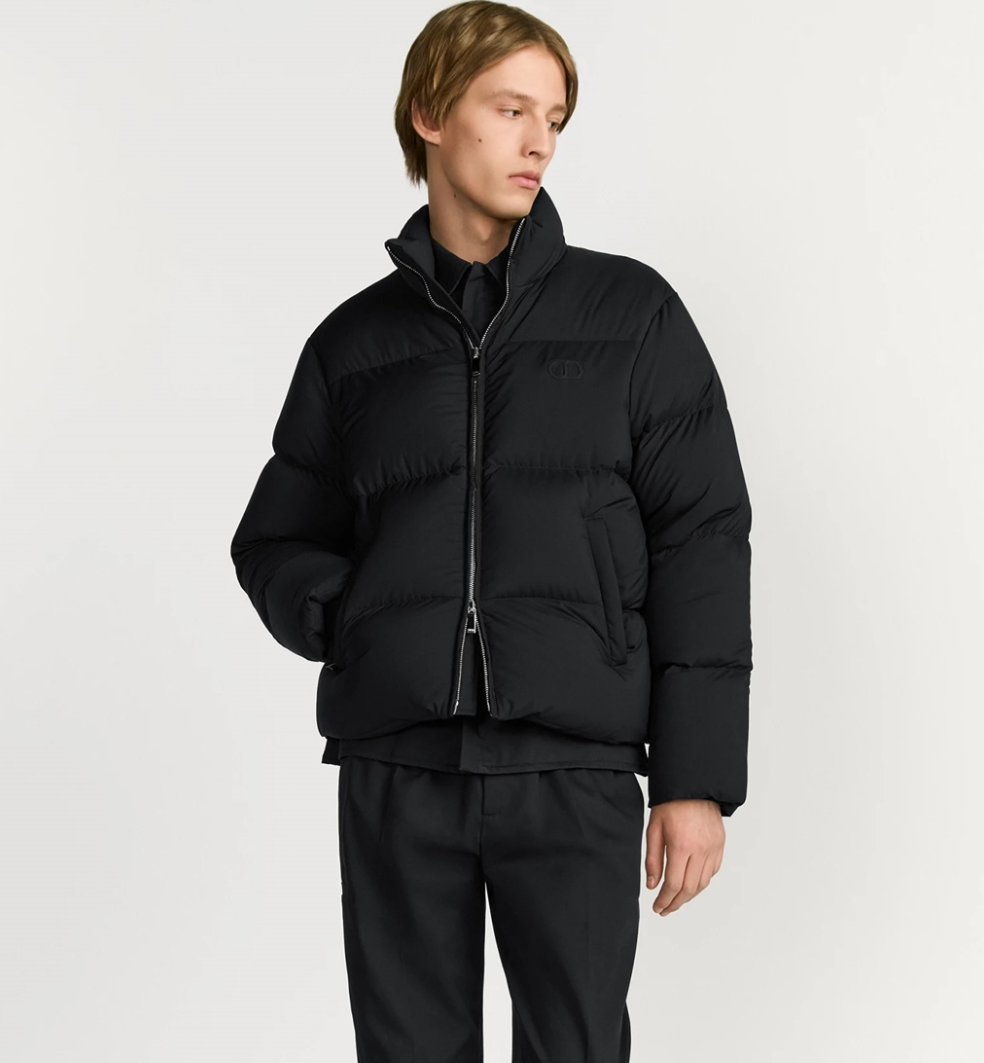 디올 아이콘 다운 자켓 매트