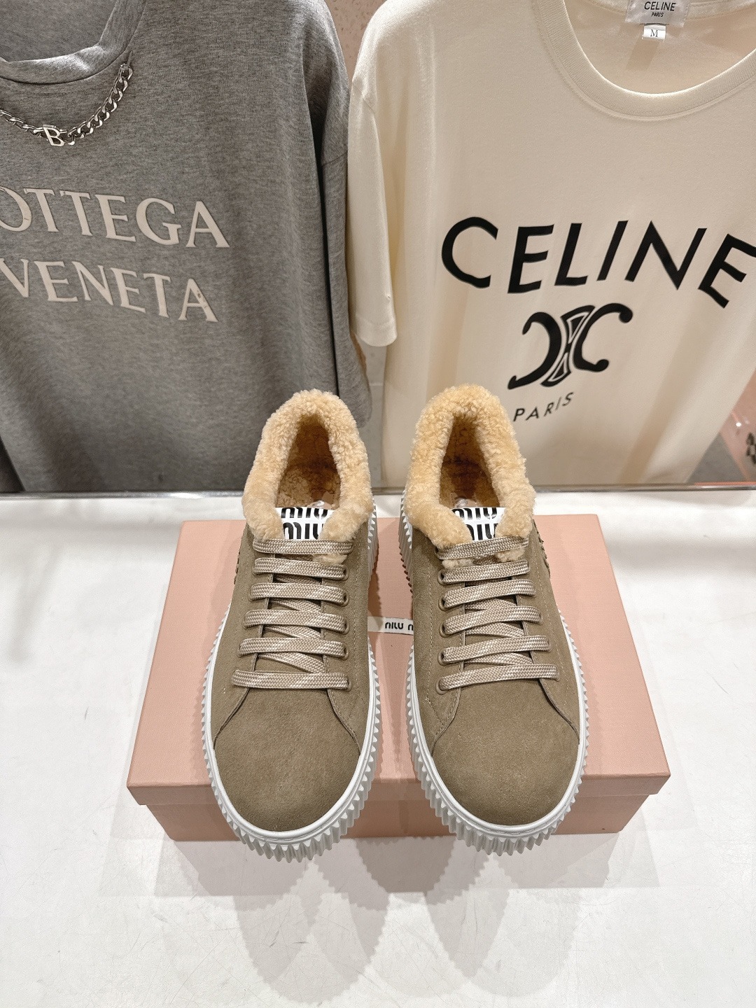 미*미* 25ss 신상 스트랩 통굽 스니커즈