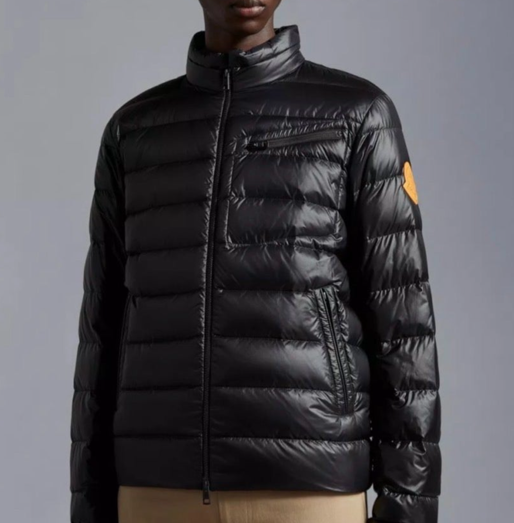 몽클레어 Amalteas 숏 패딩