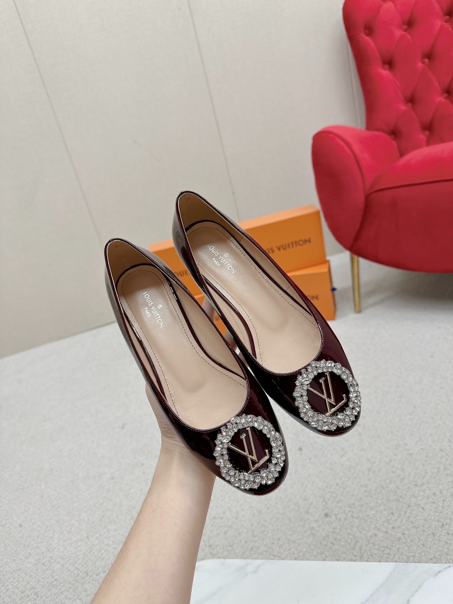 루*비통 클래식 스틸레토 힐