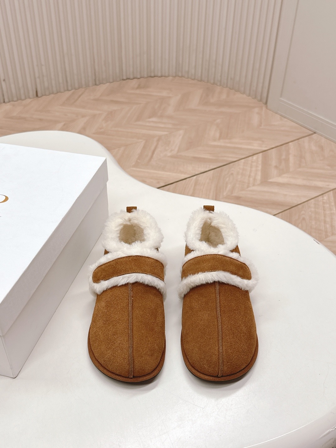 더*우 신상 양털 스니커즈