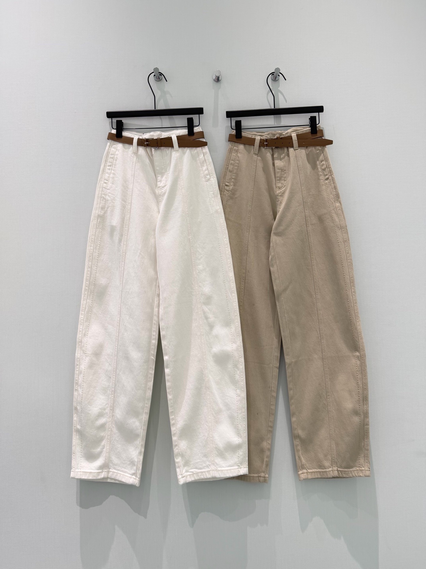 에*메스 신상 자수 데님 팬츠