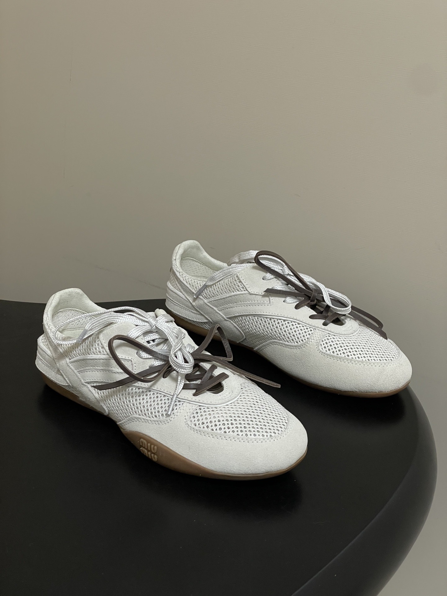 미*미* 26ss 신상 스트랩 메쉬 스니커즈