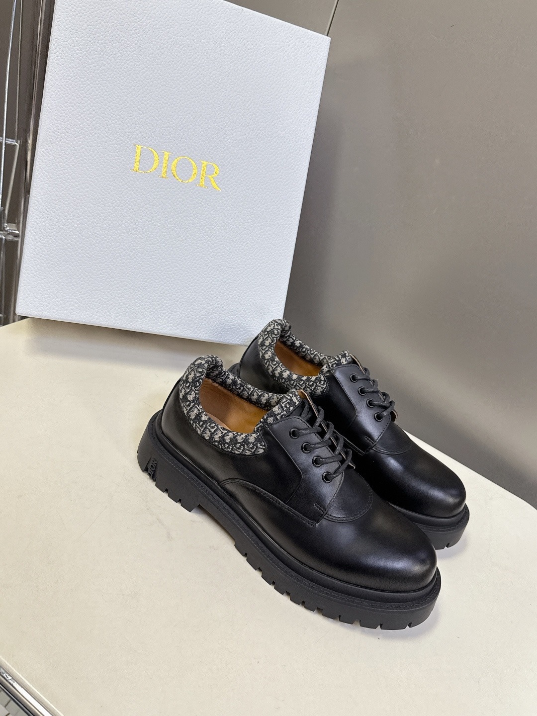 디* 익스플로러 더비 슈즈