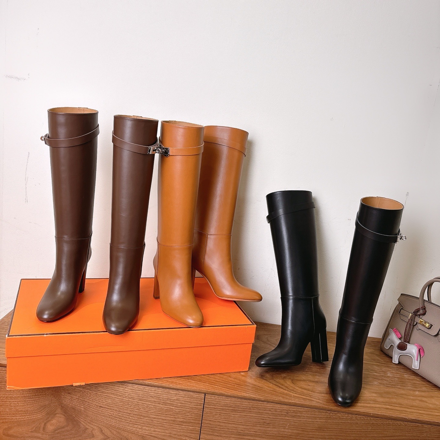 에*메스 신상 앵클부츠