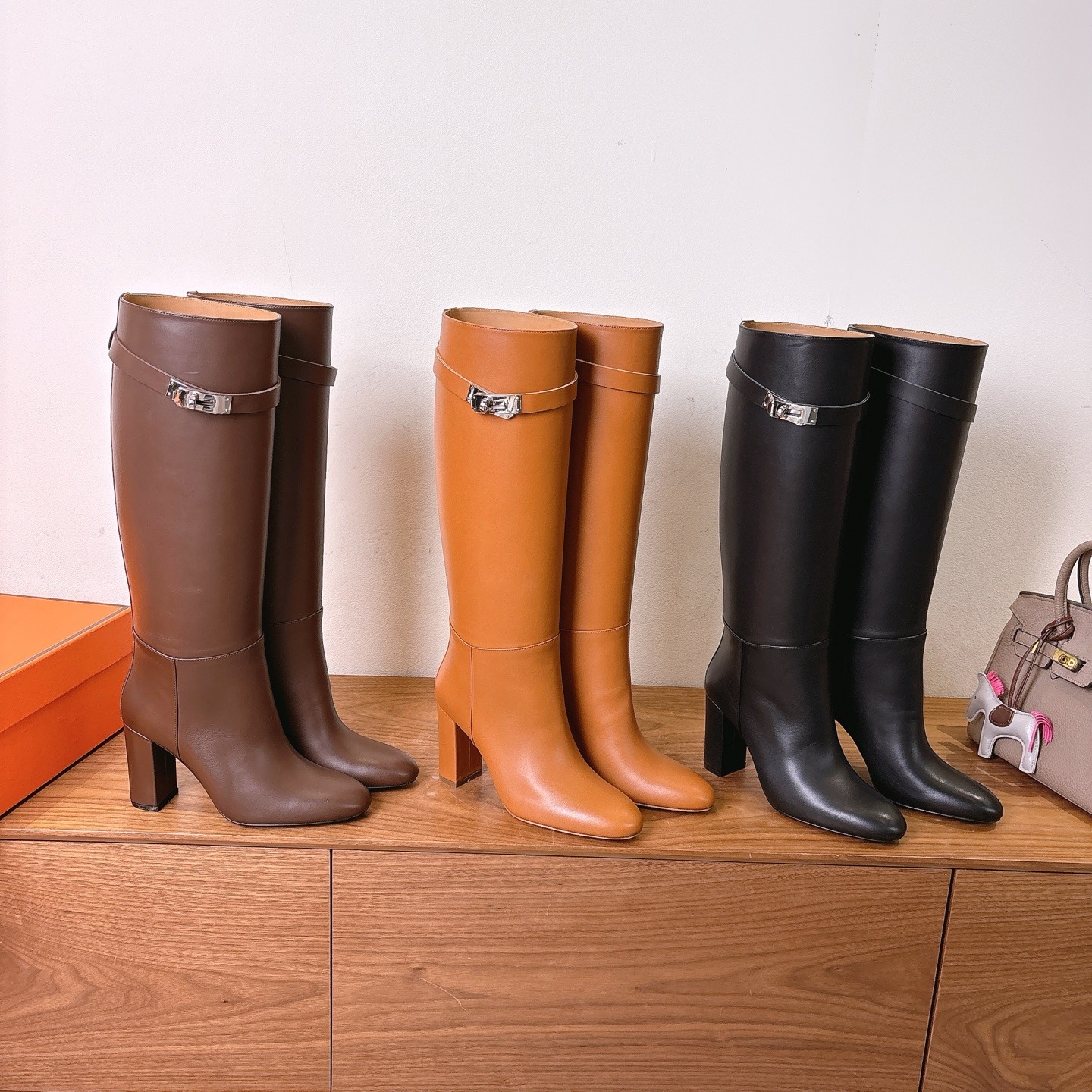 에*메스 신상 앵클부츠