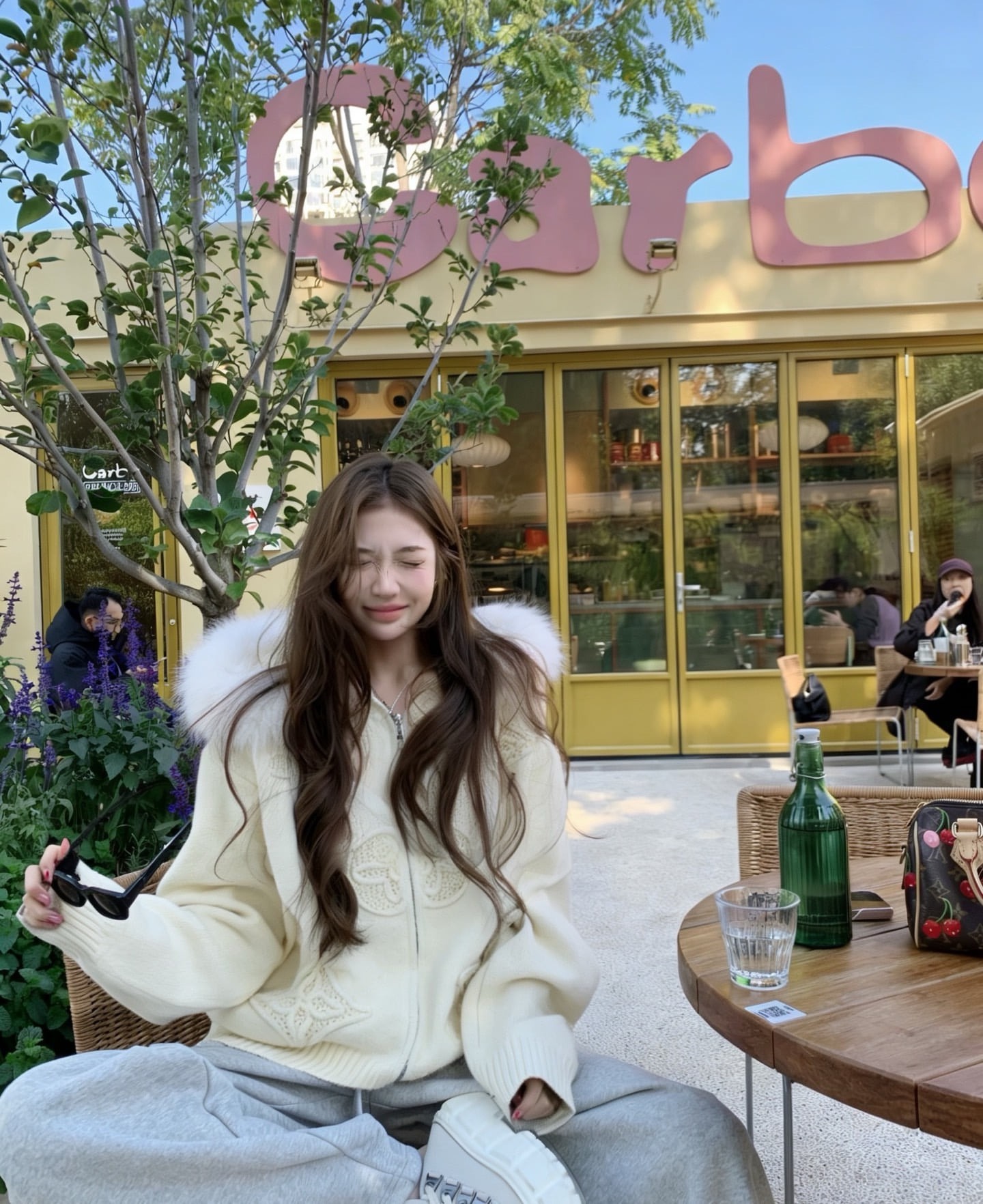 루*비통 자카드 퍼카라 가디건