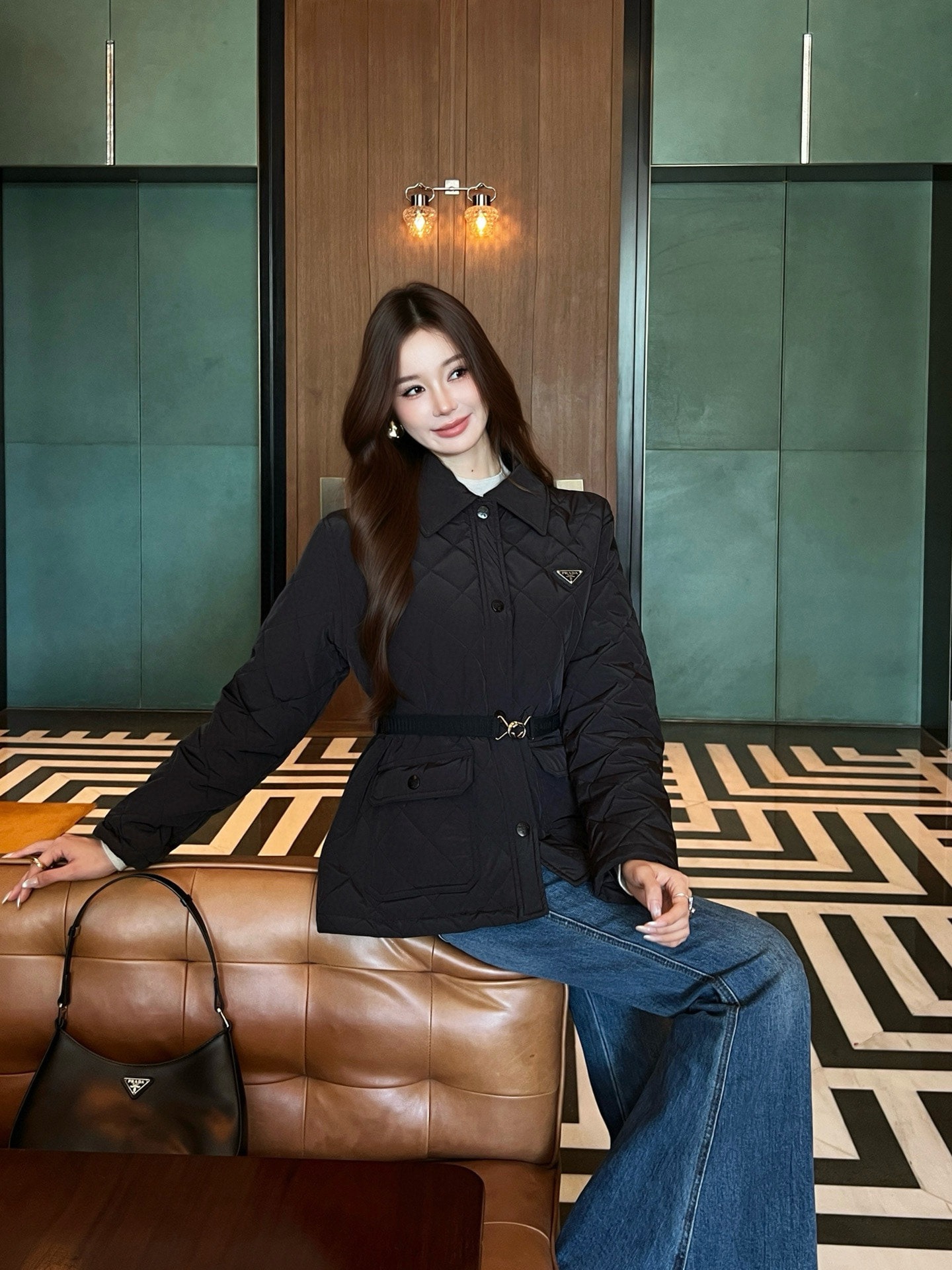 프*다 25 신상 다이아몬드 퀼팅 점퍼