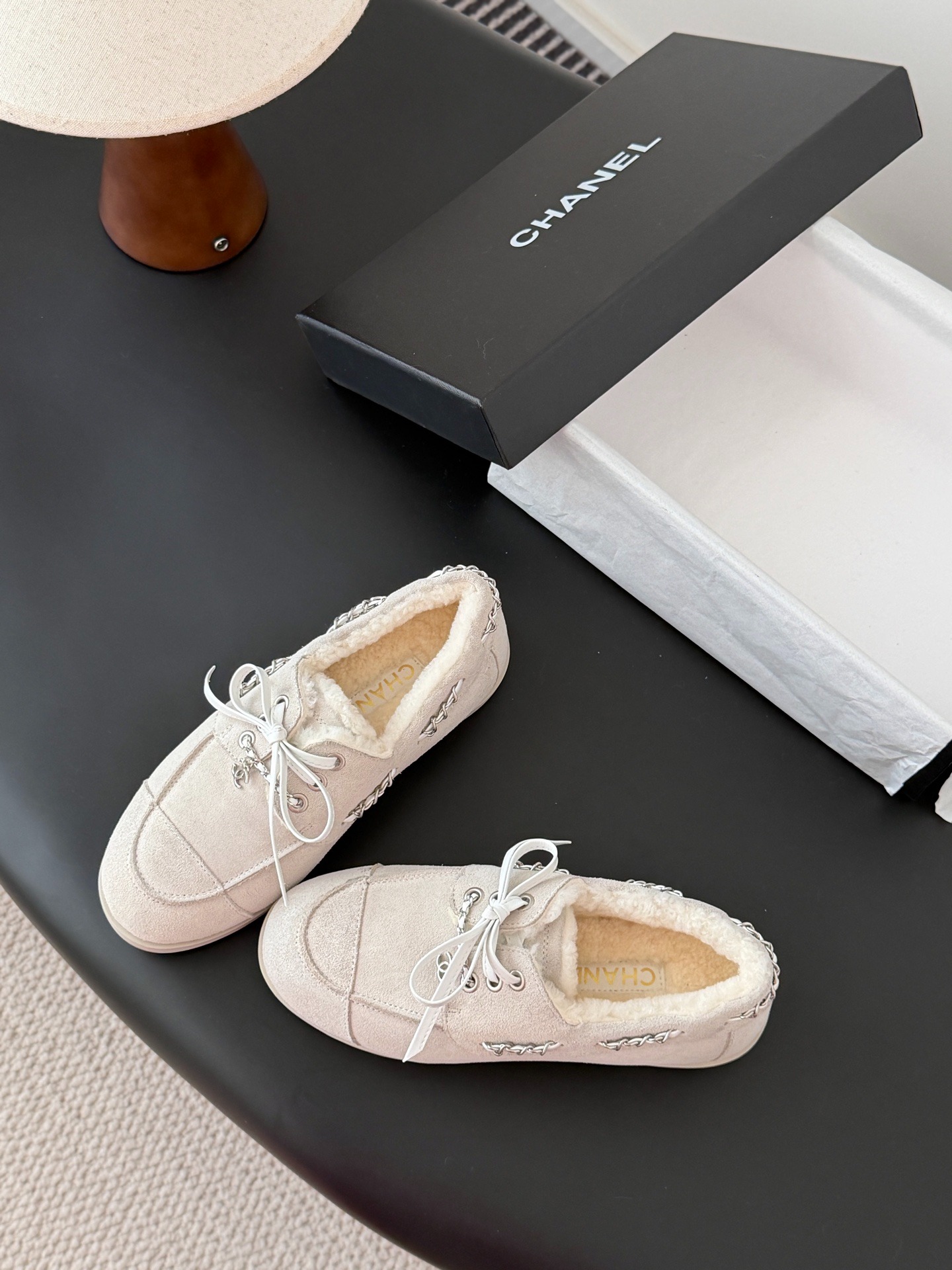 샤* 26C 신상 스니커즈