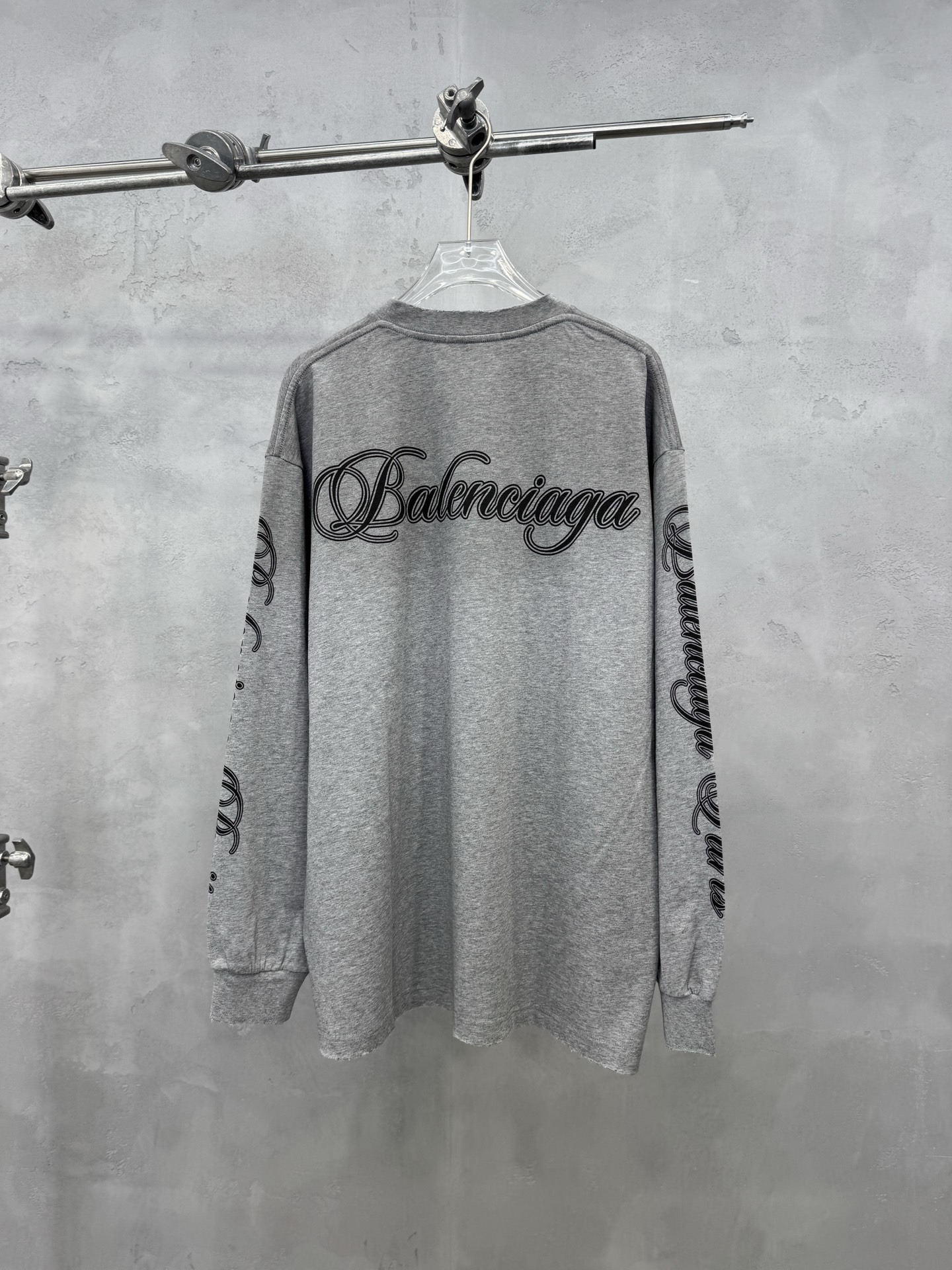 발*시아가 신상 긴팔 티셔츠