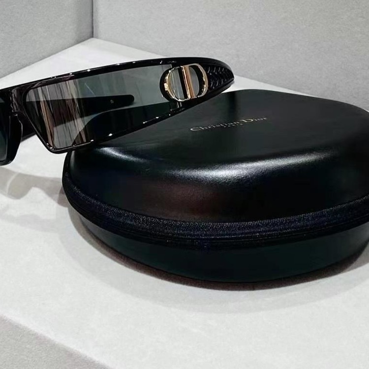 디올 2025 Very dior M1U 쉴드 썬글라스