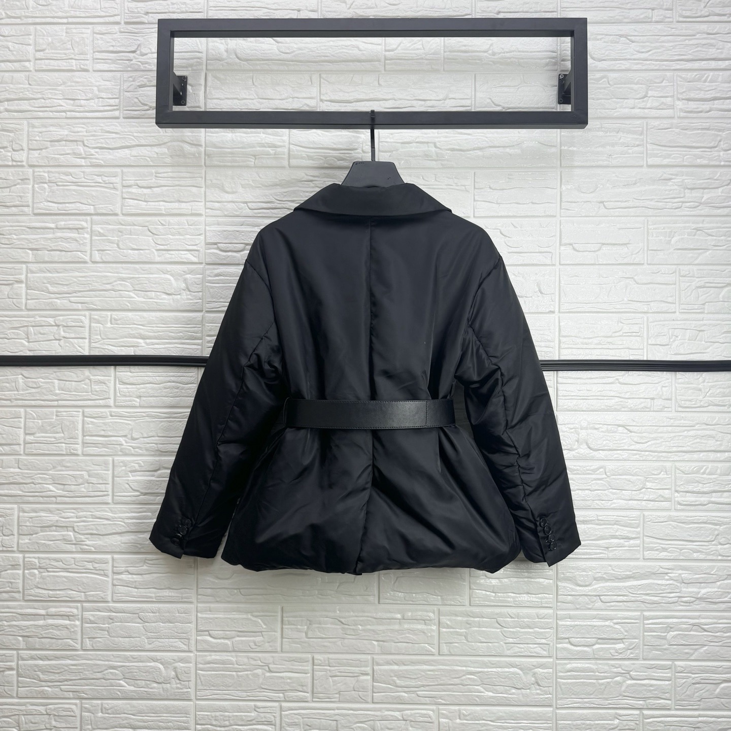 프*다 블랙 리나일론 벨티드 다운 재킷