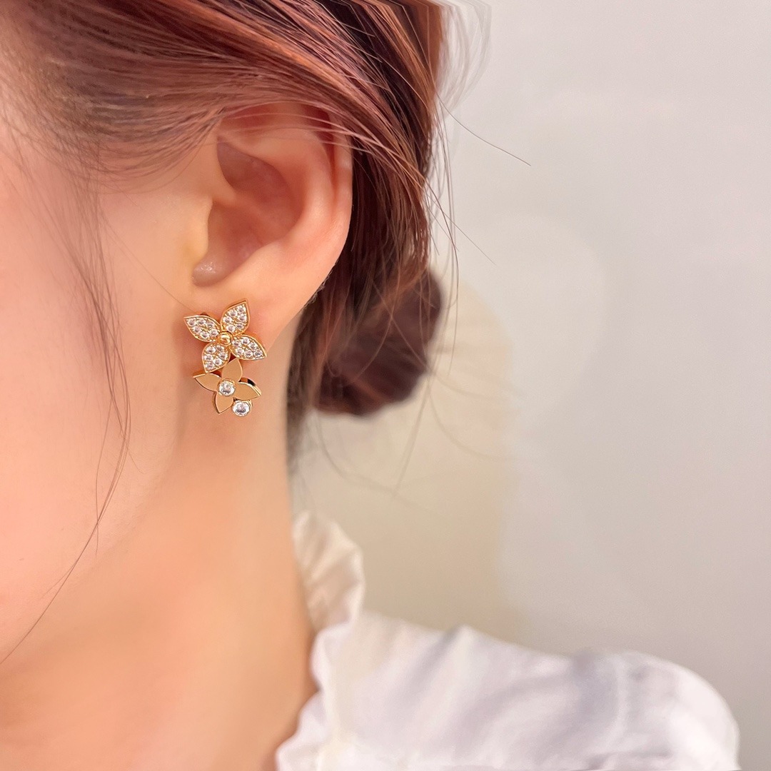 루*비통 LV blossom 투 이어링
