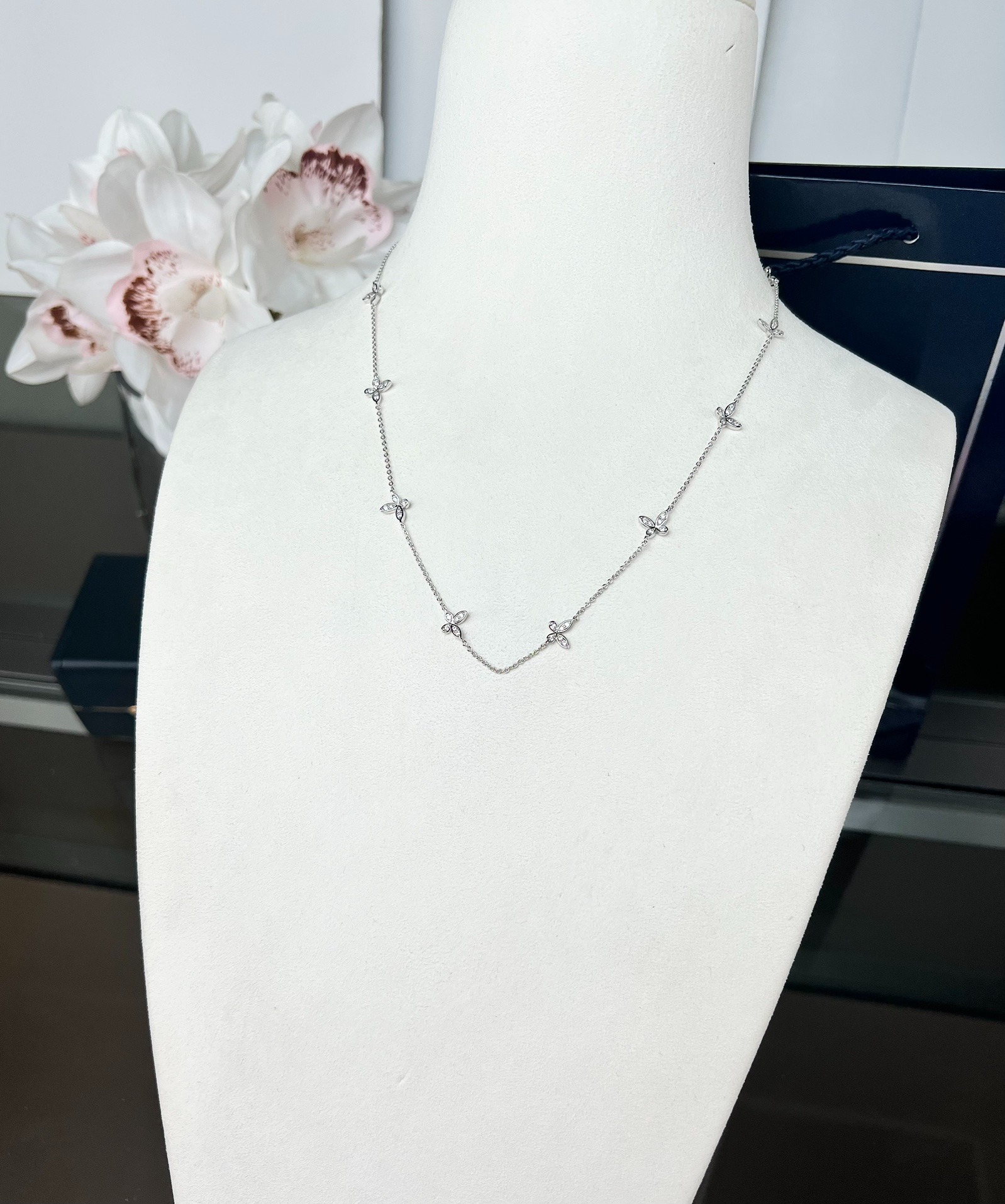 그*프 버터플라이 목걸이