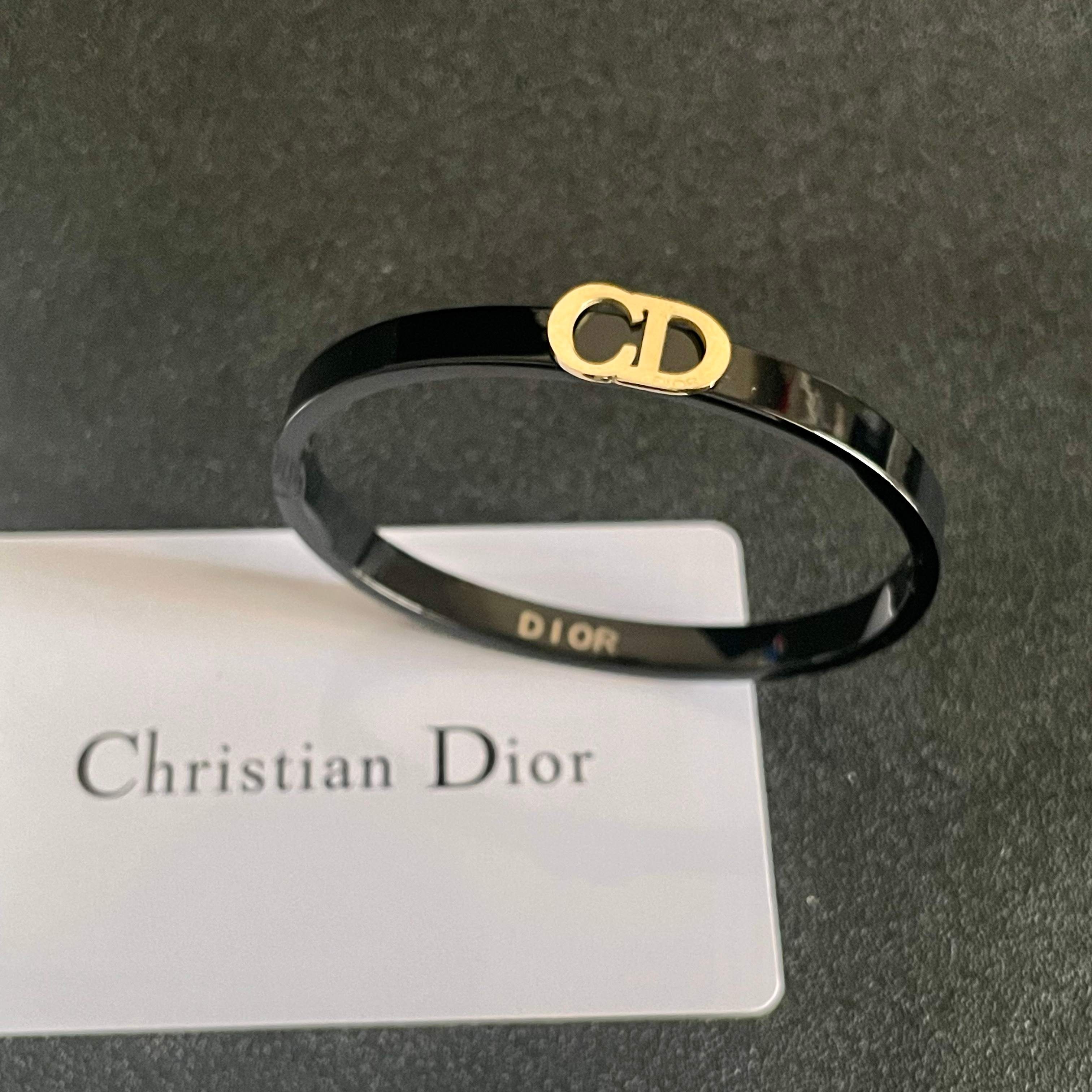 디* 신상 디오르 카본 블랙 팔찌