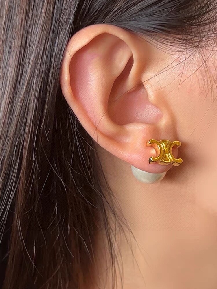 셀*느 신상 진주 레터링 귀걸이