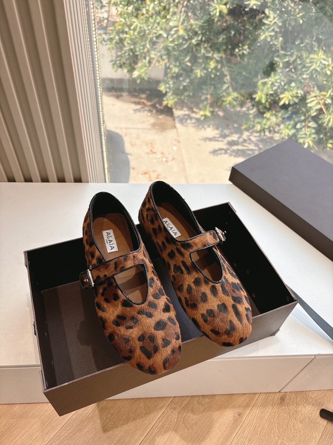 알*이아 26 신상 플랫슈즈