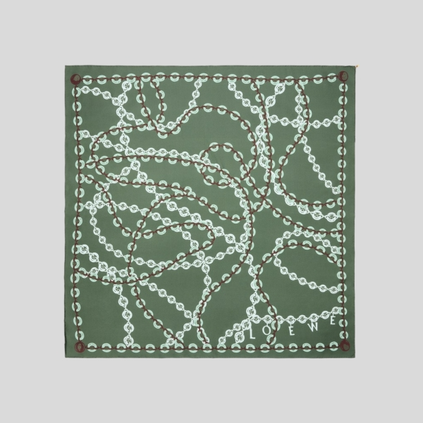 로에베 실크 스카프