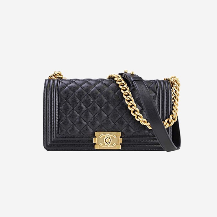 샤넬 보이백 미디움 캐비어 블랙 골드
