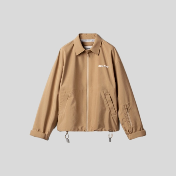 미우미우 테크니컬 윈드브레이커