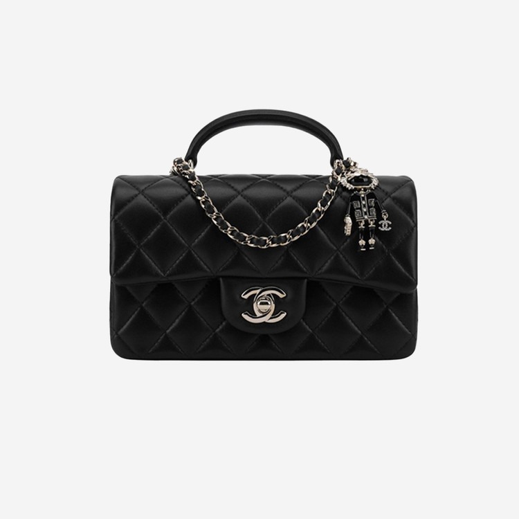 샤넬 뉴미니 플랩백 탑핸들 램스킨 블랙 골드 