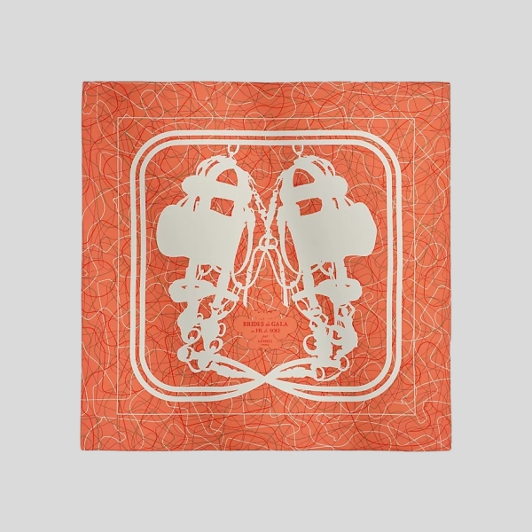 에르메스 브리드 드 갈라 오 필 드 수아 스카프 90